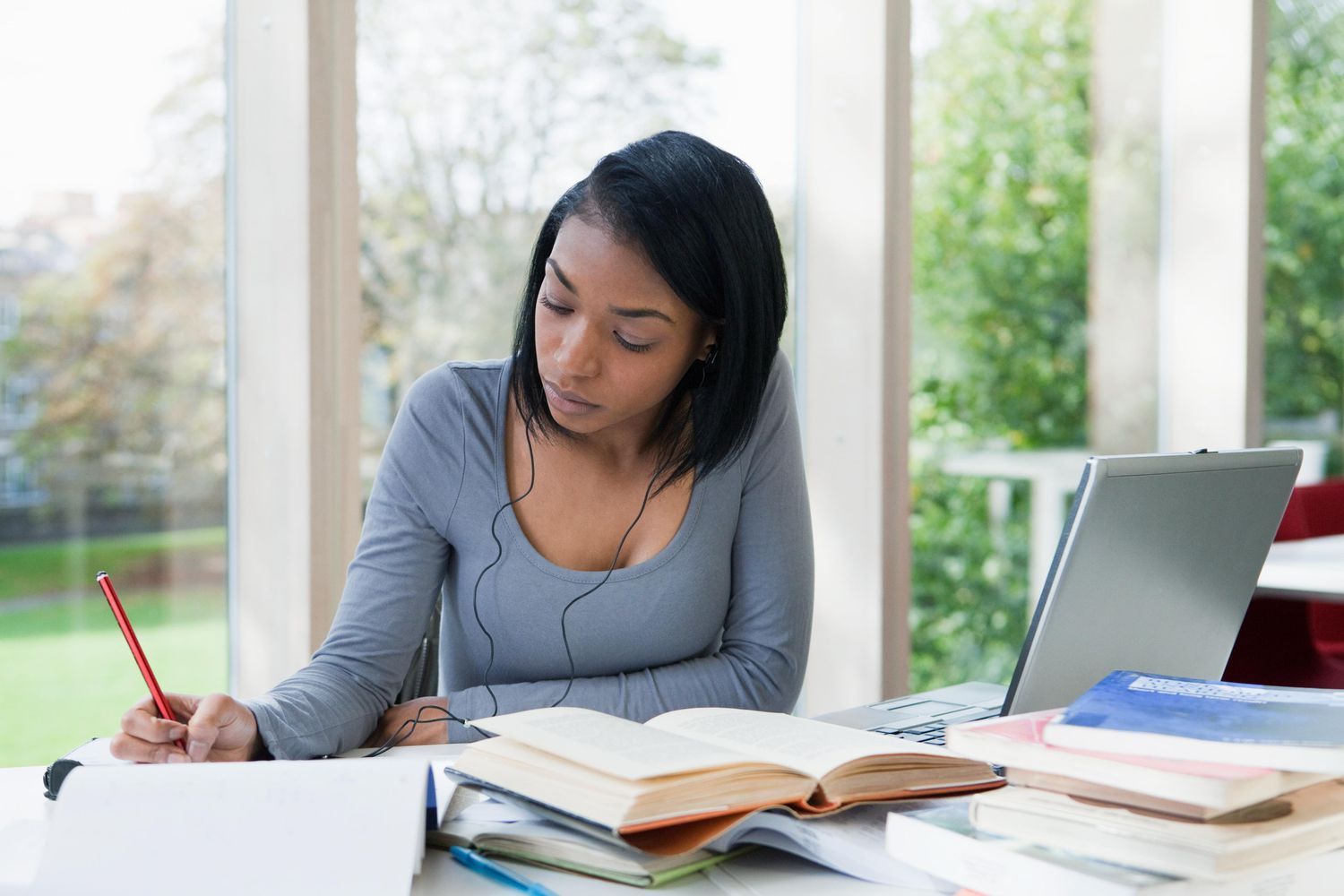 What Makes a Compelling Personal Statement Essay?